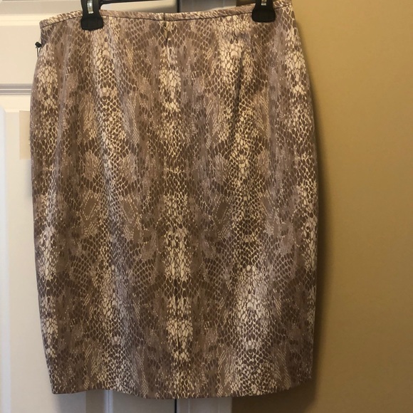 NWT Gorgeous Calvin Klein snakeskin print skirt - Picture 7 of 8